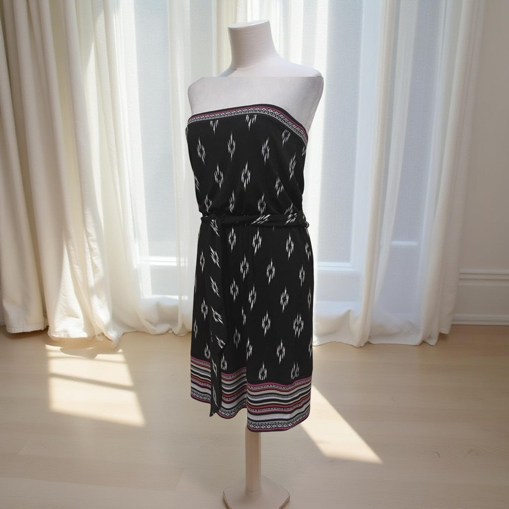 1 NWOT White House Black Market Strapless and sleeveless Dress Size Small